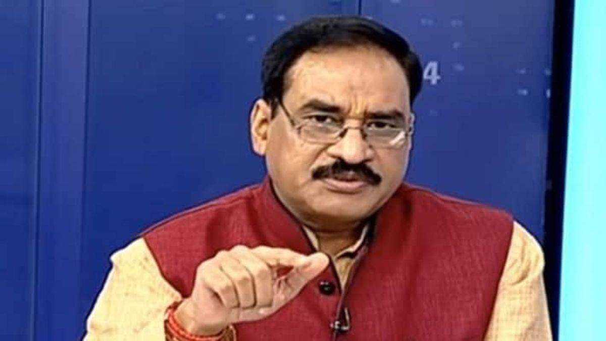 कुंभ में गैर सनातन‍ियों को दुकान न लगाने देने के फैसले का व‍िरोध करने पर डिंपल यादव पर भड़के विनोद बंसल